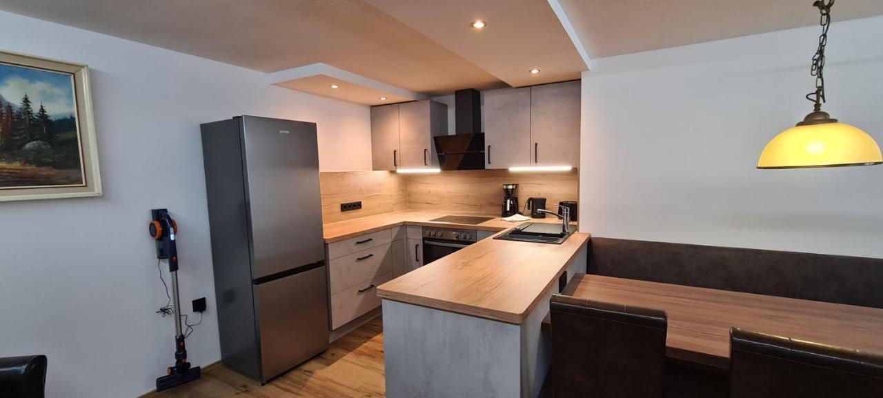 Haus Haberstock Apartamento Riezlern Exterior foto